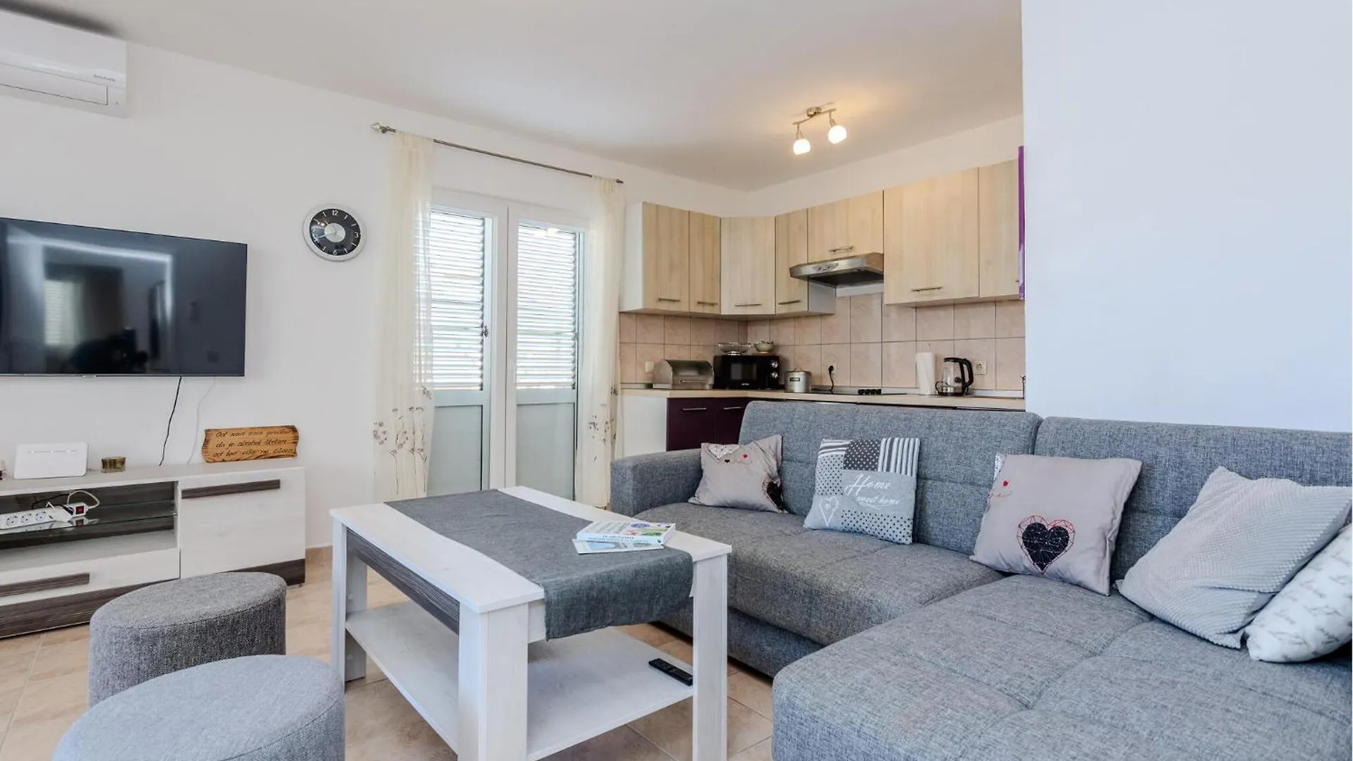 Nice Home In Privlaka With Kitchen 0*, بريفلاكا